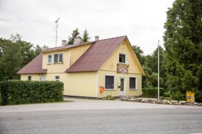 Puuna Öömaja B&B in Vihterpalu